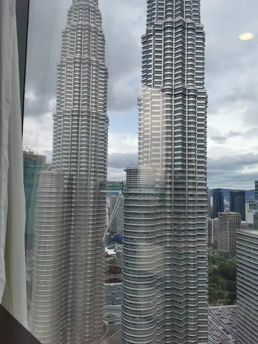 Tropicana The Residences Klcc By Rverse Suite Kuala Lumpur
