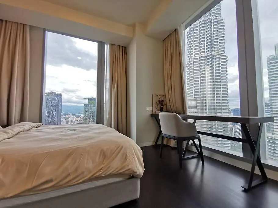 Apartment Tropicana The Residences Klcc By Rverse Suite Kuala Lumpur