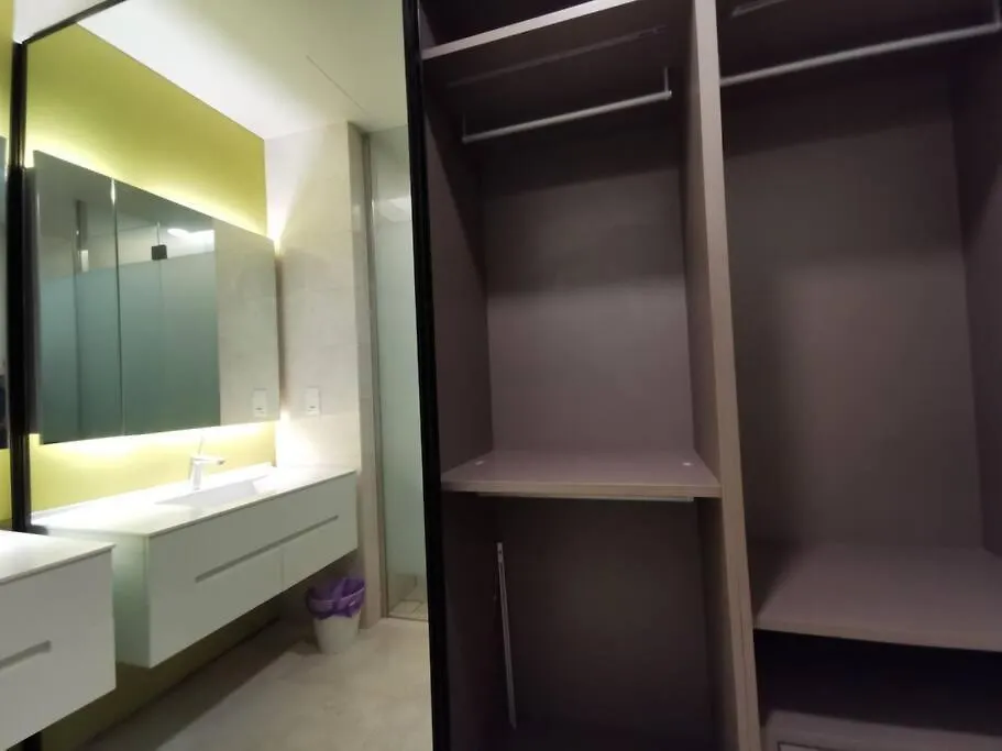 Tropicana The Residences Klcc By Rverse Suite Kuala Lumpur Malaysia